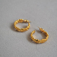 Load image into Gallery viewer, FLAT WIRE BRAID CC HOOP EARRING
